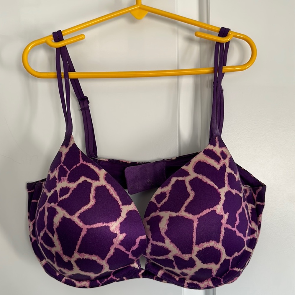 Victoria’s Secret very sexy push-up bra 36D